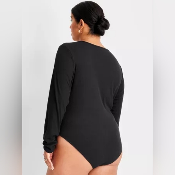 Women's Ribbed Cut Out Neck Bodysuit Future Collective - Picture 2 of 11